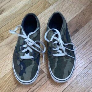 Army Print Vans